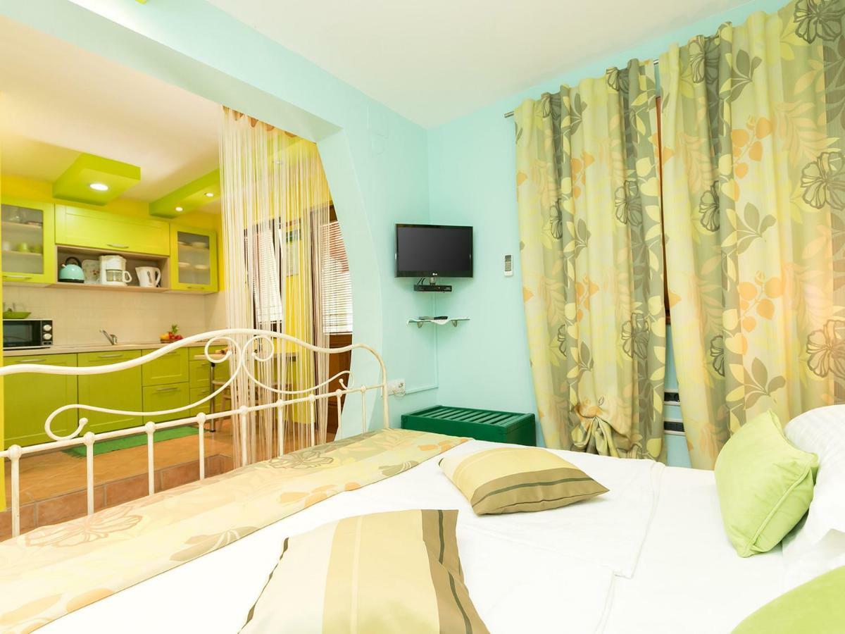 Apartments Nada Врсар Экстерьер фото