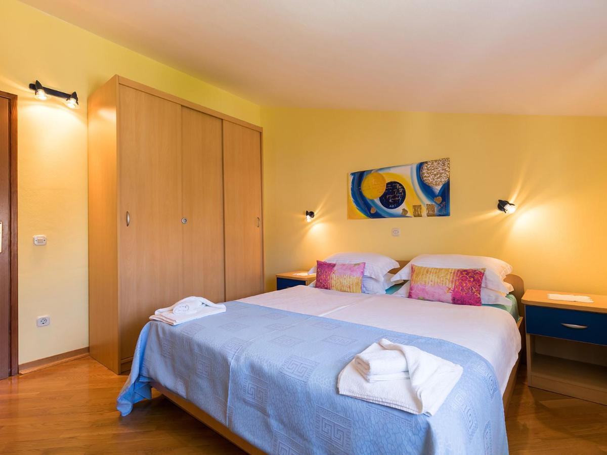 Apartments Nada Врсар Экстерьер фото